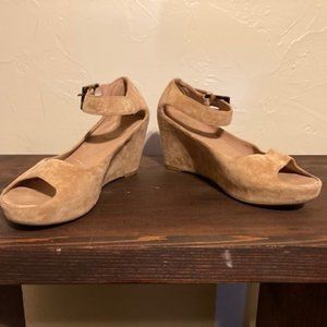 Johnston & Murphy Sandal sz 8, Camel